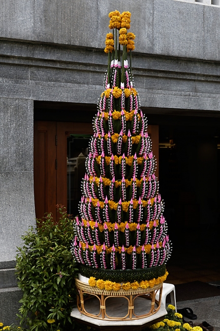 Wat Traimitr-NOV13-033